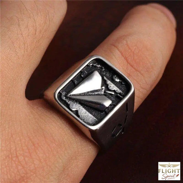Schwerter Ring mit Flugzeug-Motiv