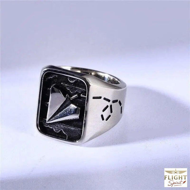 Schwerter Ring mit Flugzeug-Motiv