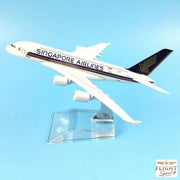 Modellbausatz 1:400 - A320 Singapore Airlines
