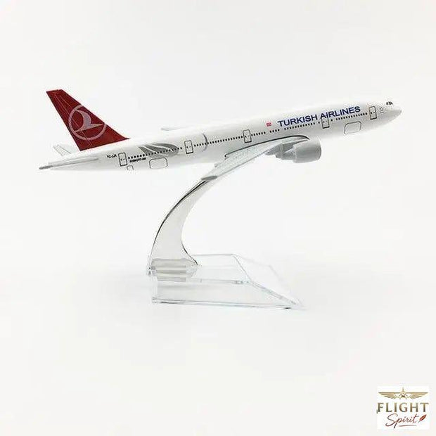 Modellflugzeug Boeing B777