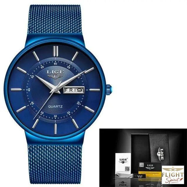 Fliegeruhr mit blauem Armband
